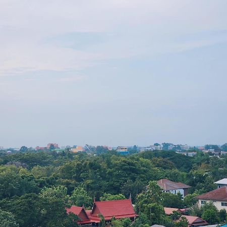 Nakara Hotel, Ubon Ratchathani Dış mekan fotoğraf