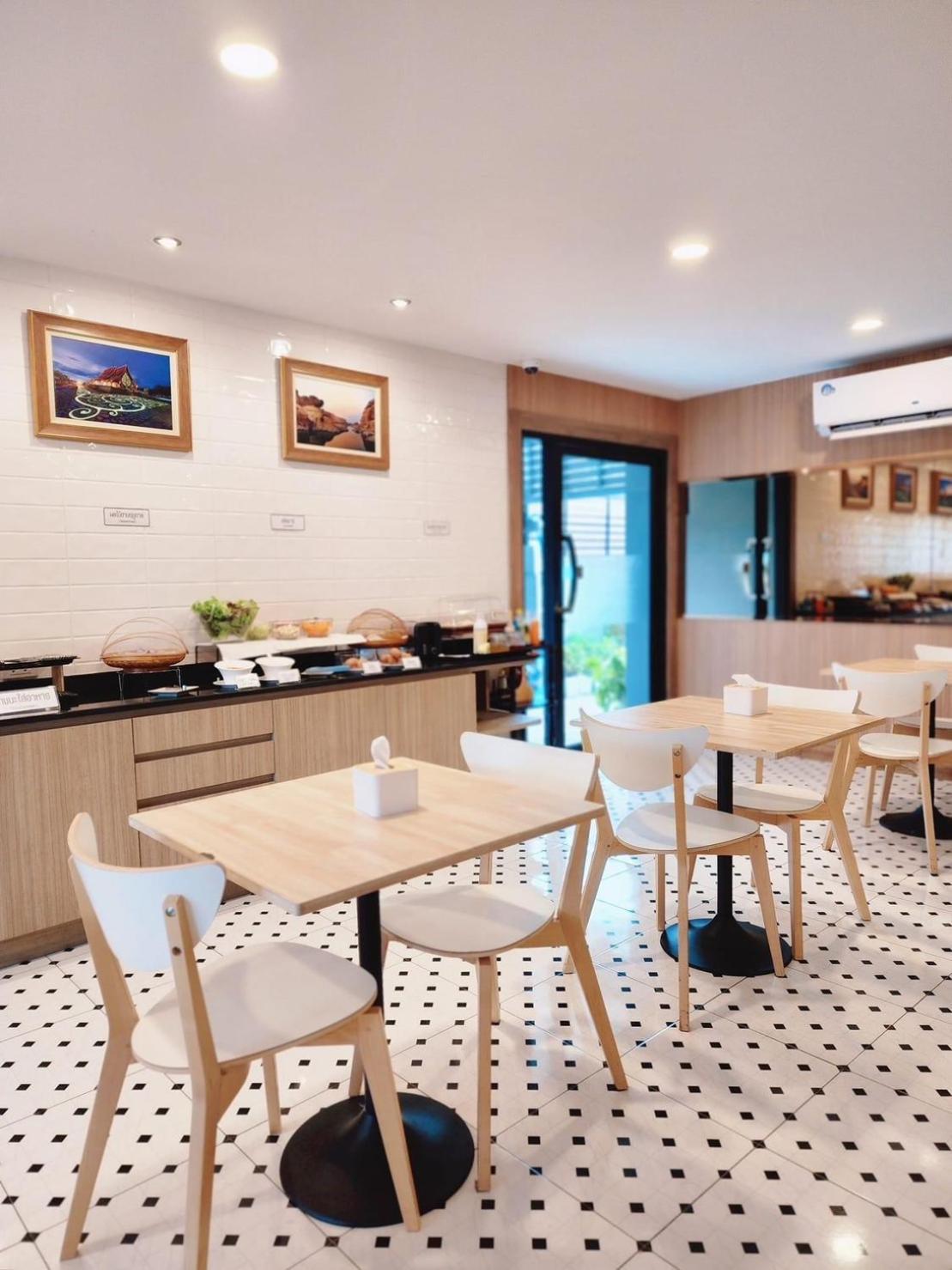 Nakara Hotel, Ubon Ratchathani Dış mekan fotoğraf